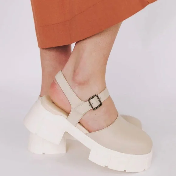 Free People Milan Mary Janes Dune - Picture 4 of 10